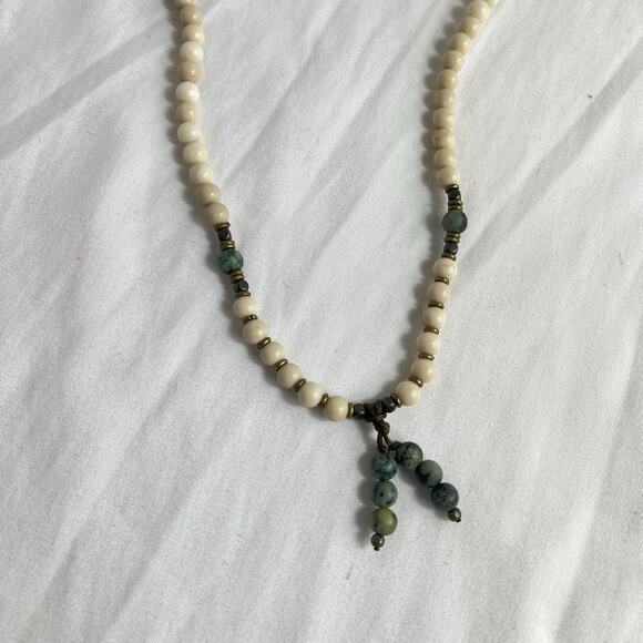 Lovepray Semiprecious Stone Turquoise or Green and Ivory colors jasper? Necklace - Picture 2 of 8